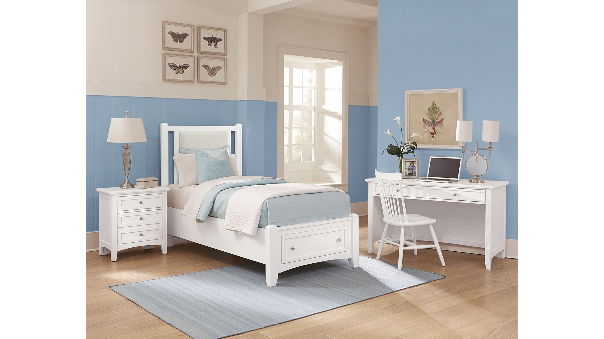 Bonanza - Pebble Gray Upholstered Bed With Storage Footboard