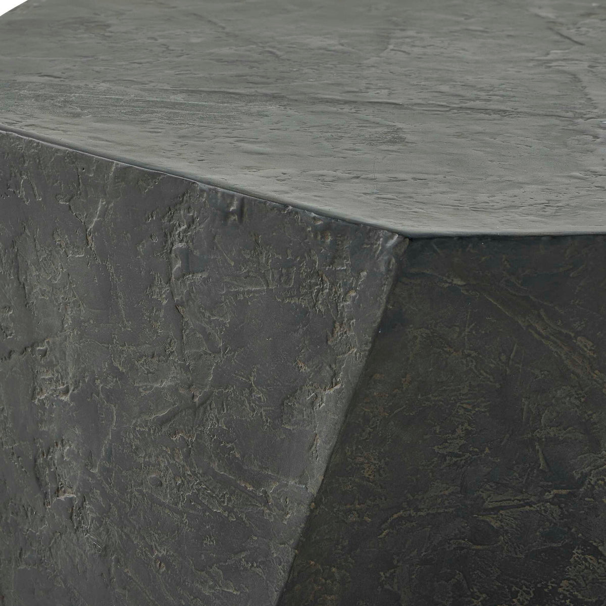 Parra - Outdoor Table