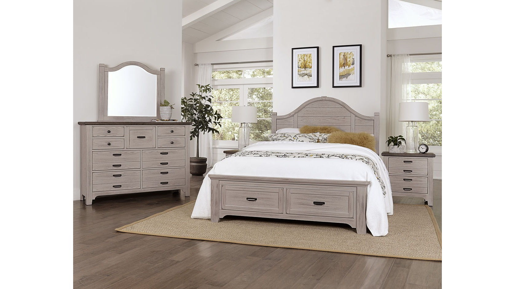 Bungalow - Arched Bed