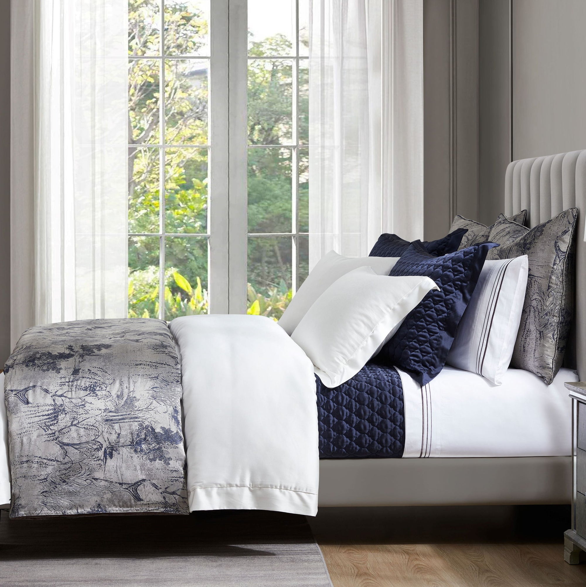 High Shine Satin - King Quatrefoil Quilt Set (Set of 3) - Navy