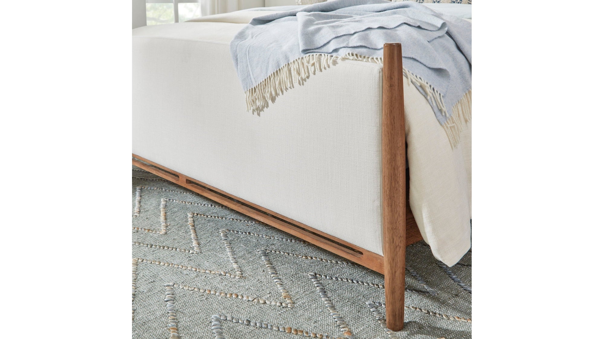 Verona - Upholstered Bed