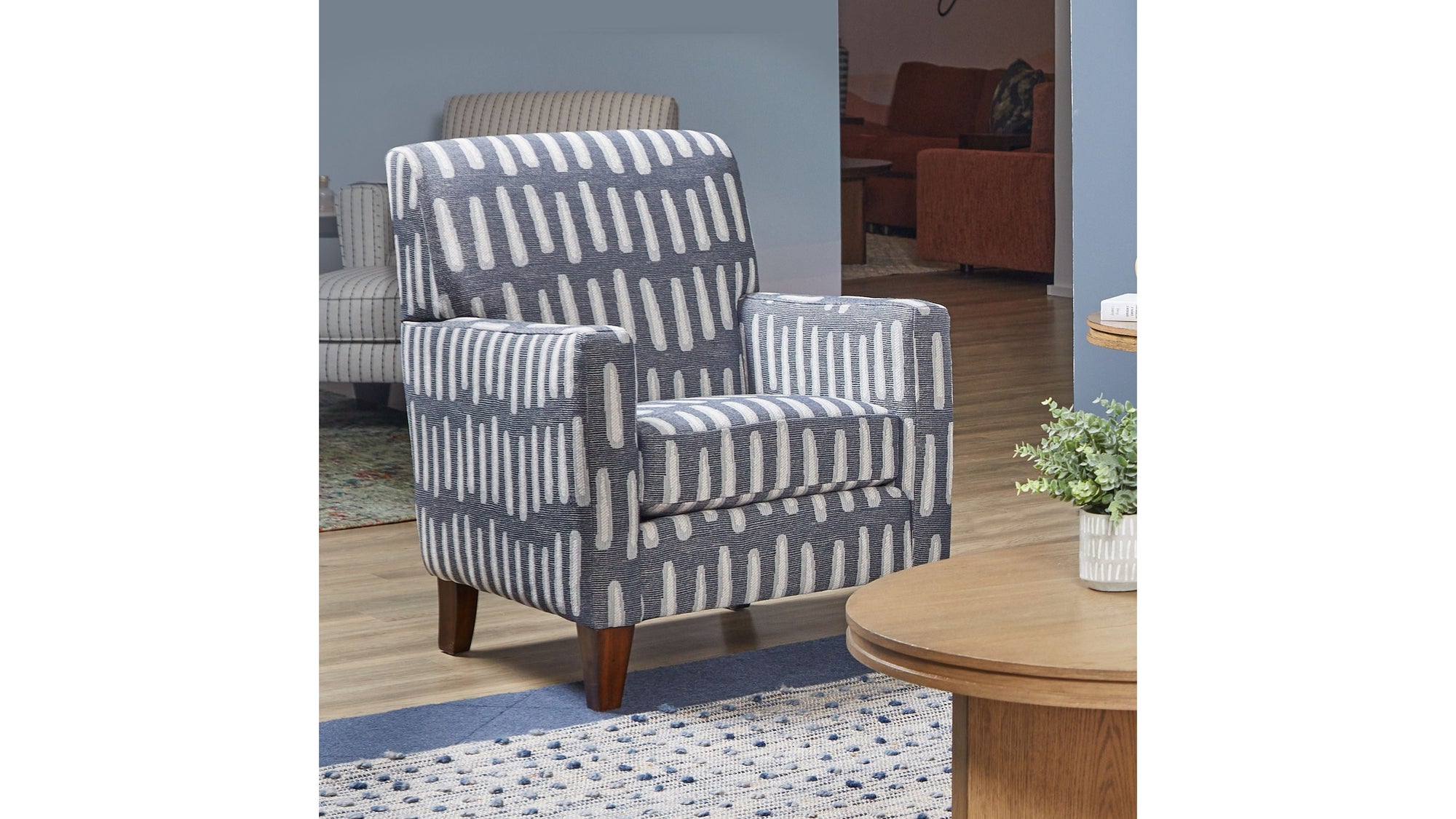 Cute - Fabric Chair