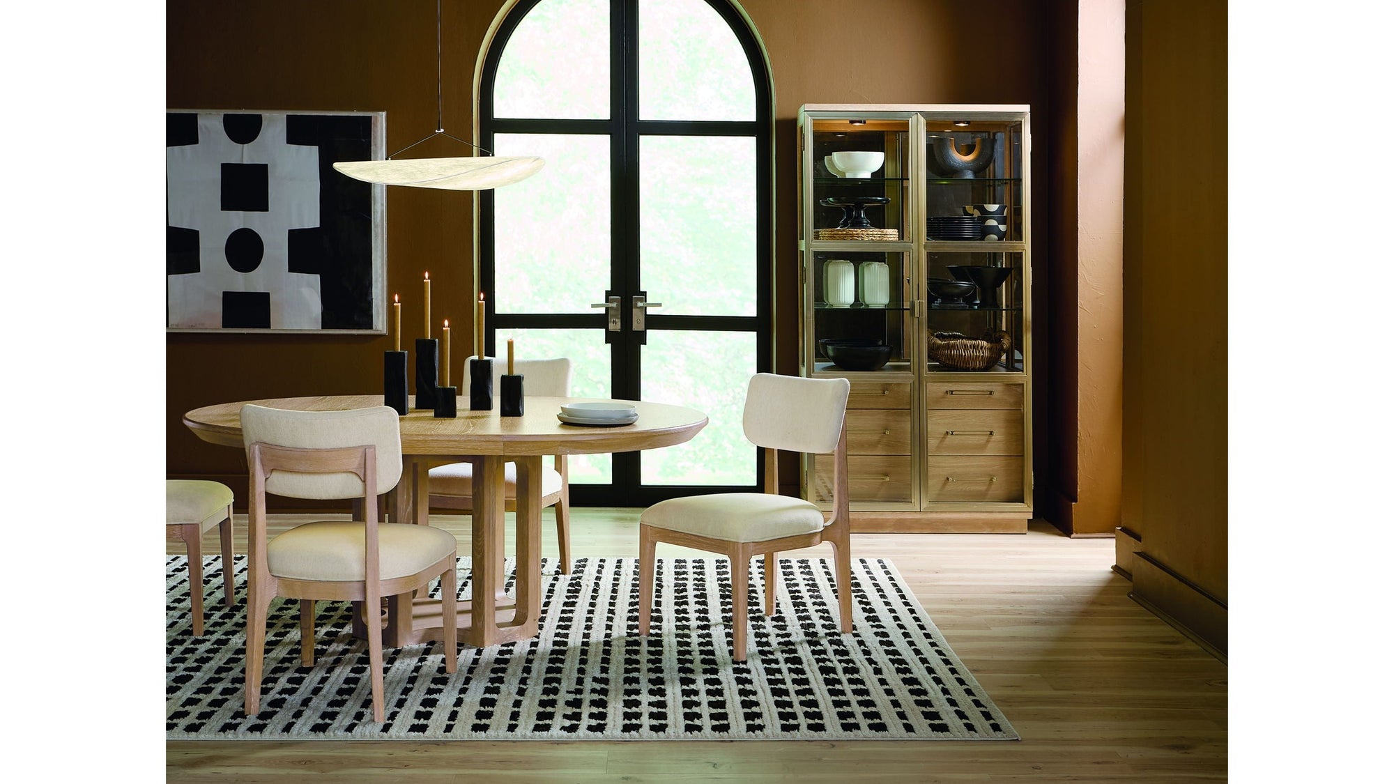 Banyon Bay - Round Dining Table With One 18" Leaf - Light Brown