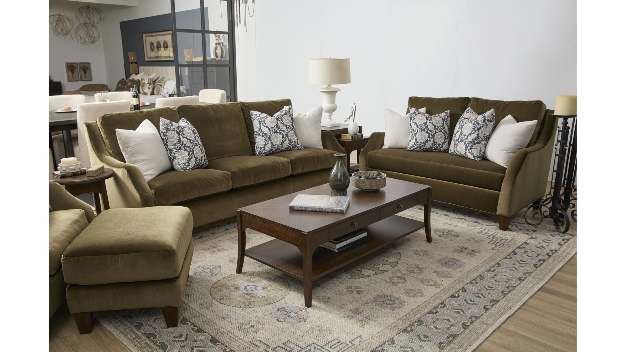 Gianna - Bench Loveseat