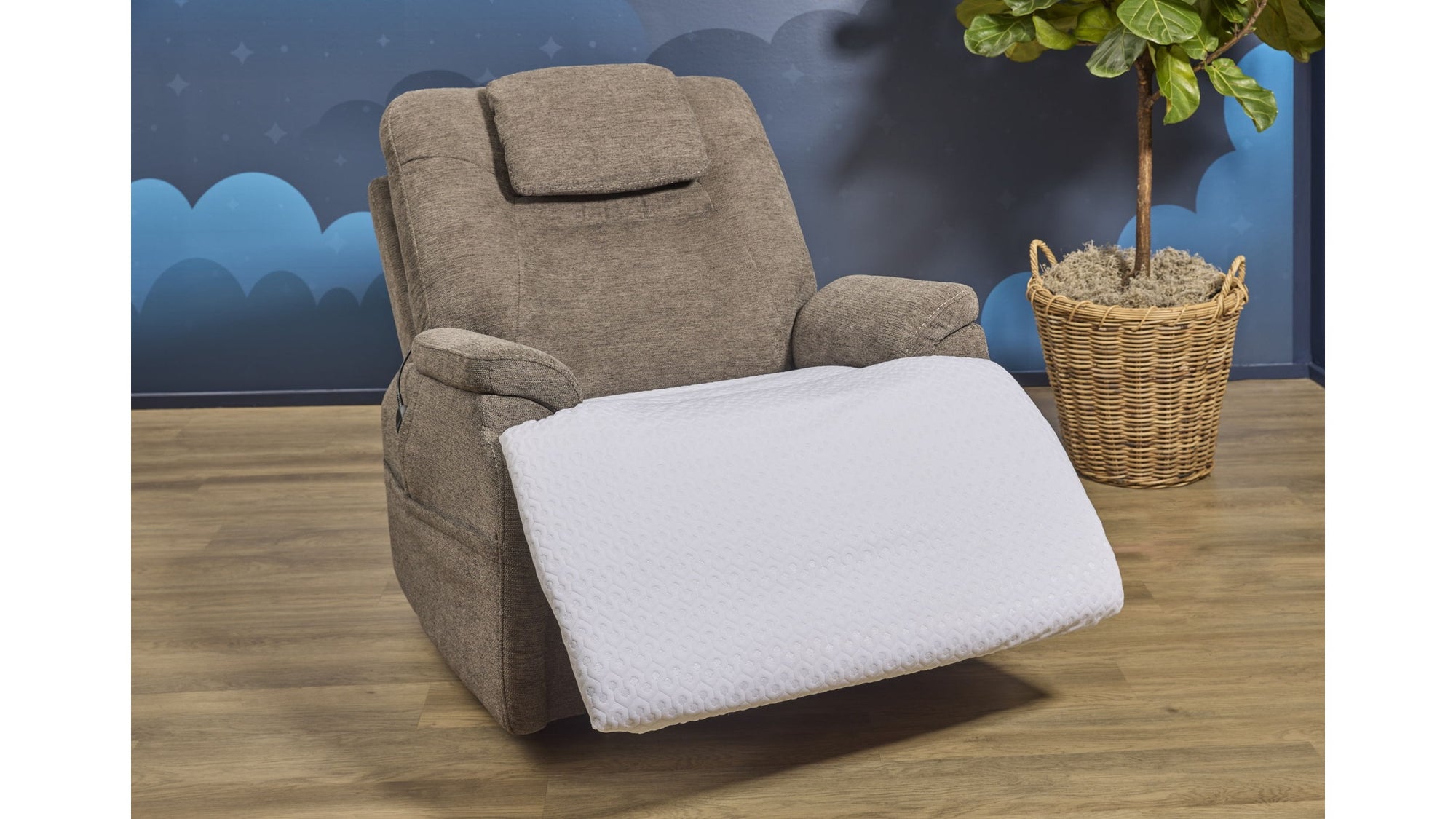 Zecliner Sleep Kit - Performance® Chair Protector With Dri-Tec® Technology