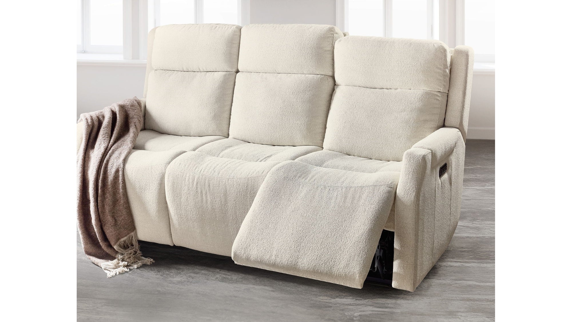 MS - Nelson Zero Gravity Power Sofa With Power Headrest And Lumbar