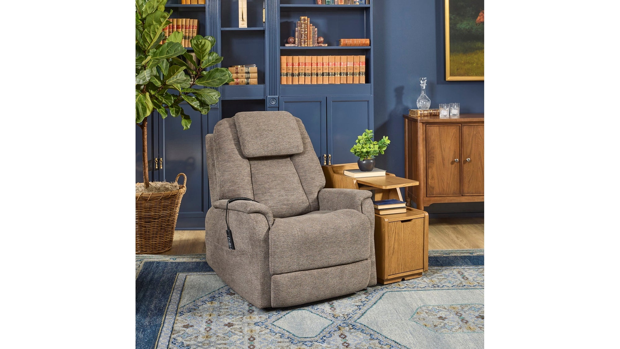 Zecliner Model 3+ Petite - Power Lift Recliner With Power Headrest, Lumbar, Heat &amp; Massage