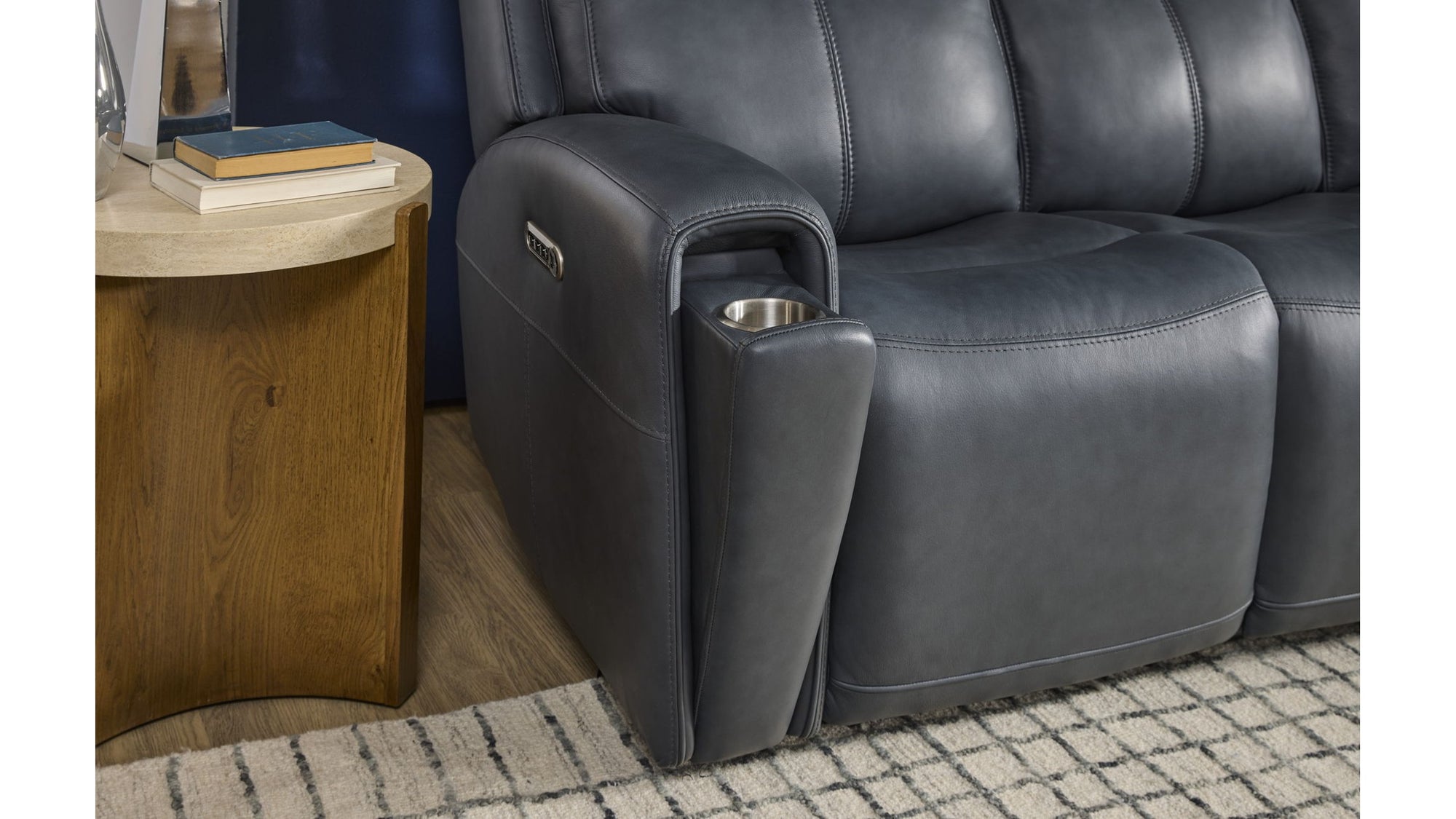 Warren - Power Reclining Sofa With Console, Power Headrest & Lumbar - Black