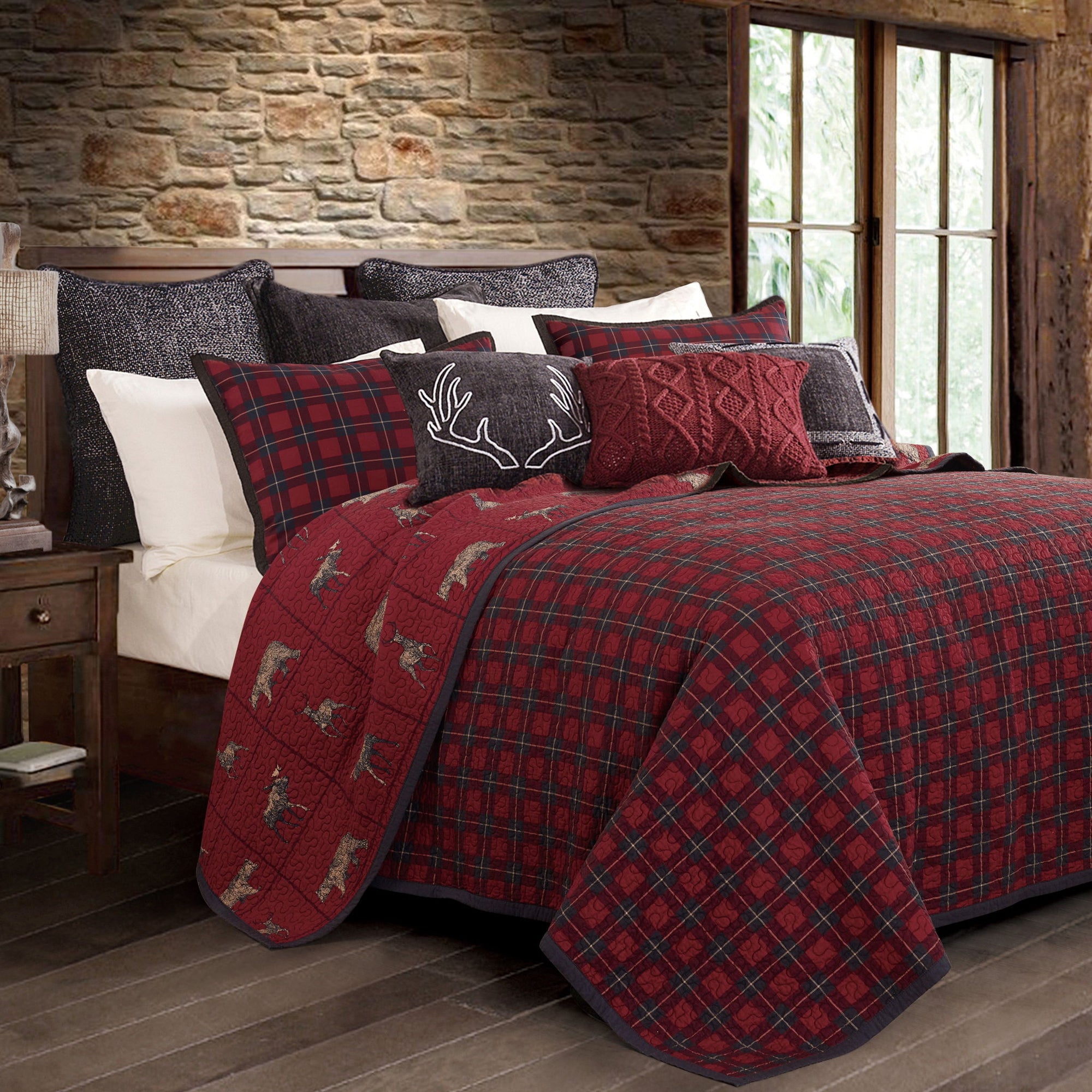 Woodland Plaid - Full/Queen Reversible Quilt Set (Set of 3) - Red / Navy