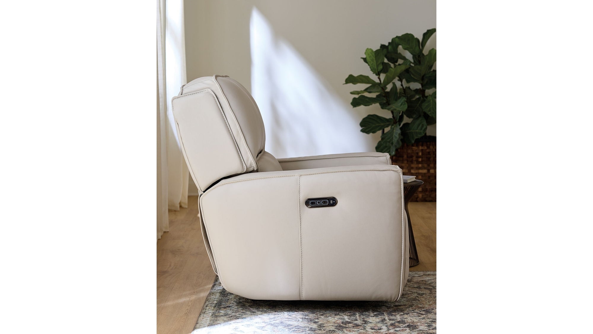 MS - Miles Zero Gravity Power Recliner With Power Headrest