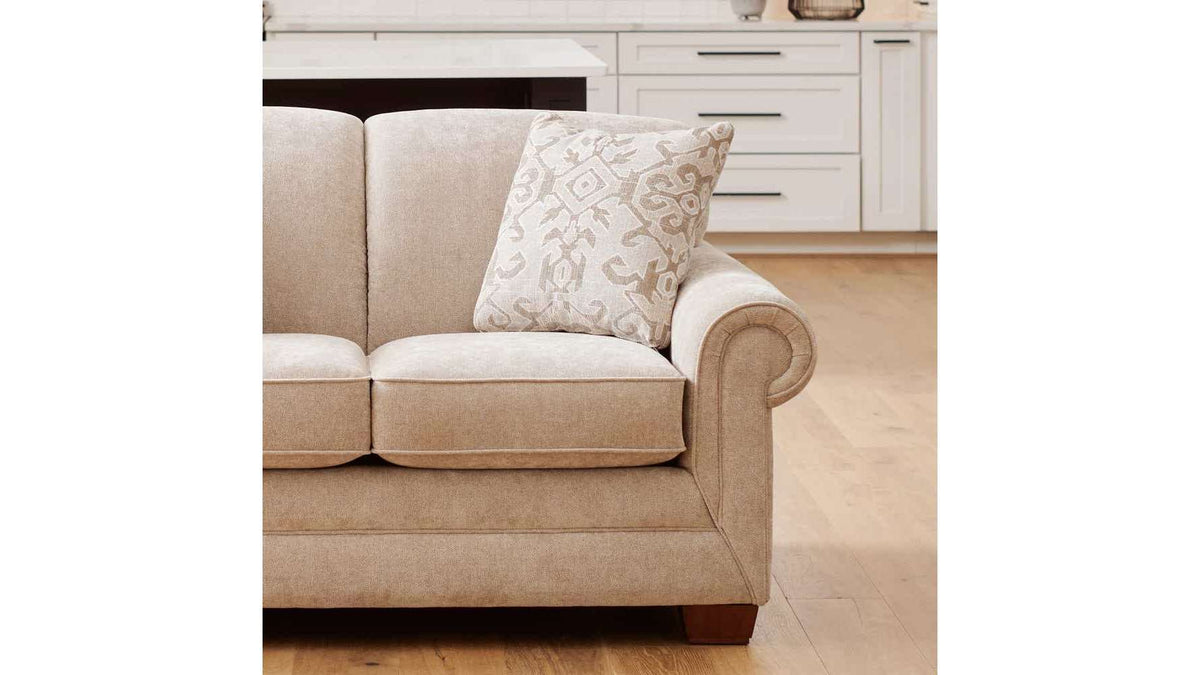Mackenzie Loveseat