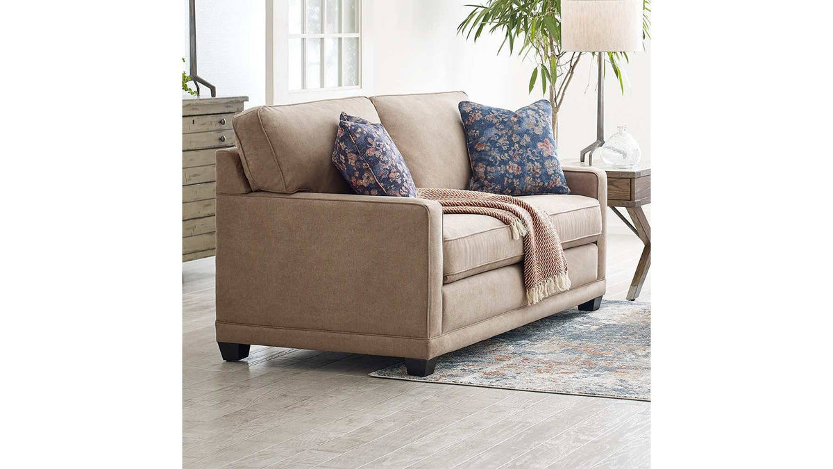 Kennedy Loveseat
