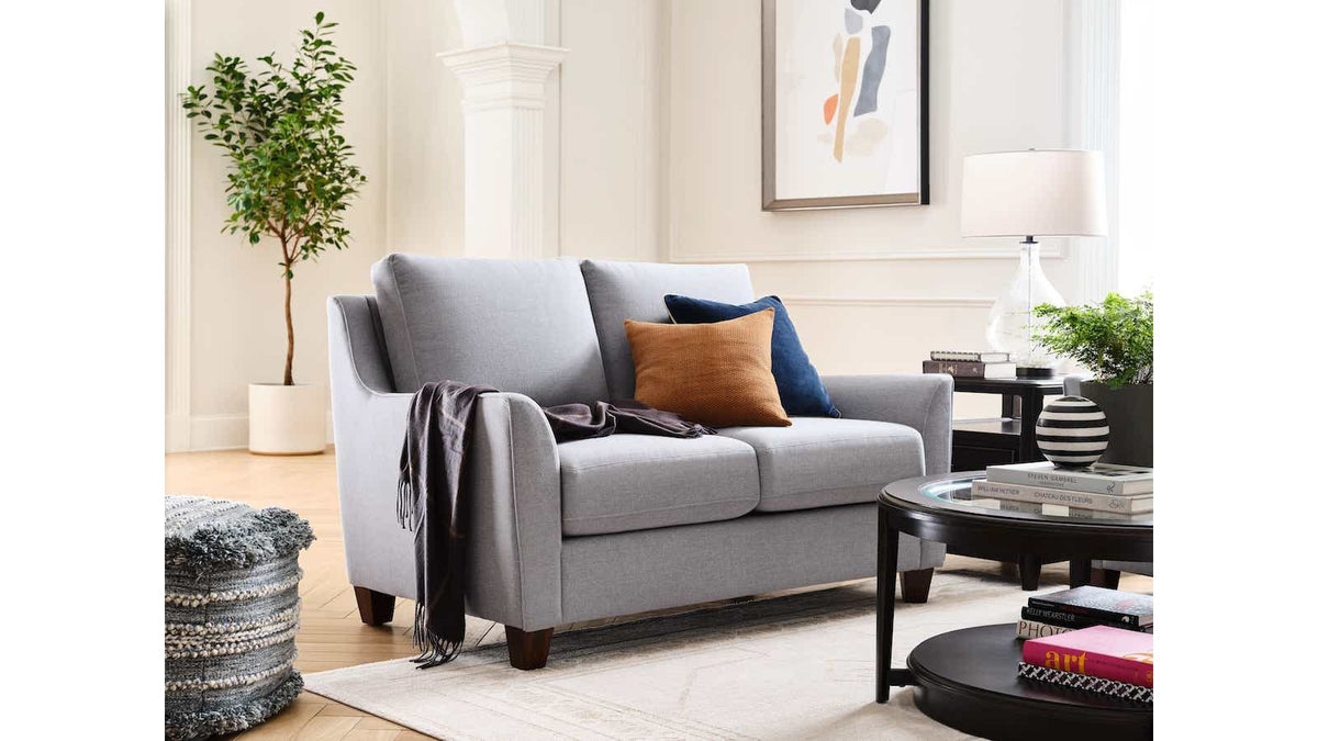 Noah Loveseat