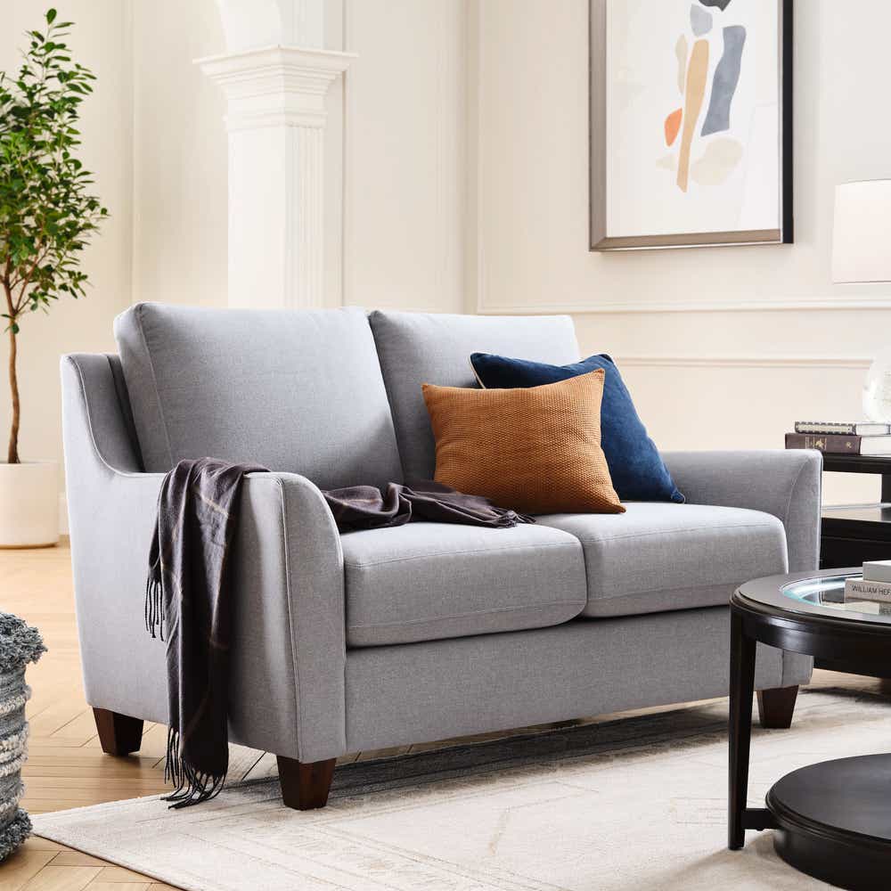Noah Loveseat