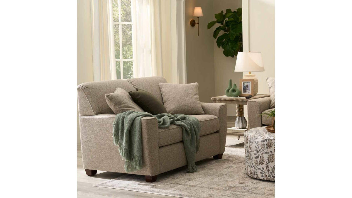 Piper Loveseat