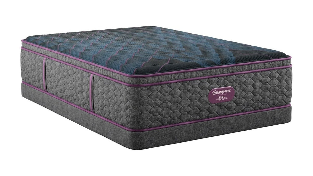 Beautyrest World Class - Level Three Medium Pillow Top Mattress