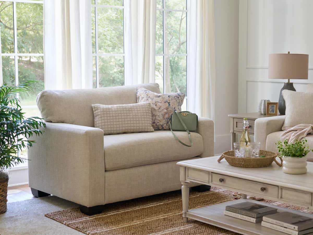 Shiloh Chair &amp; a Half