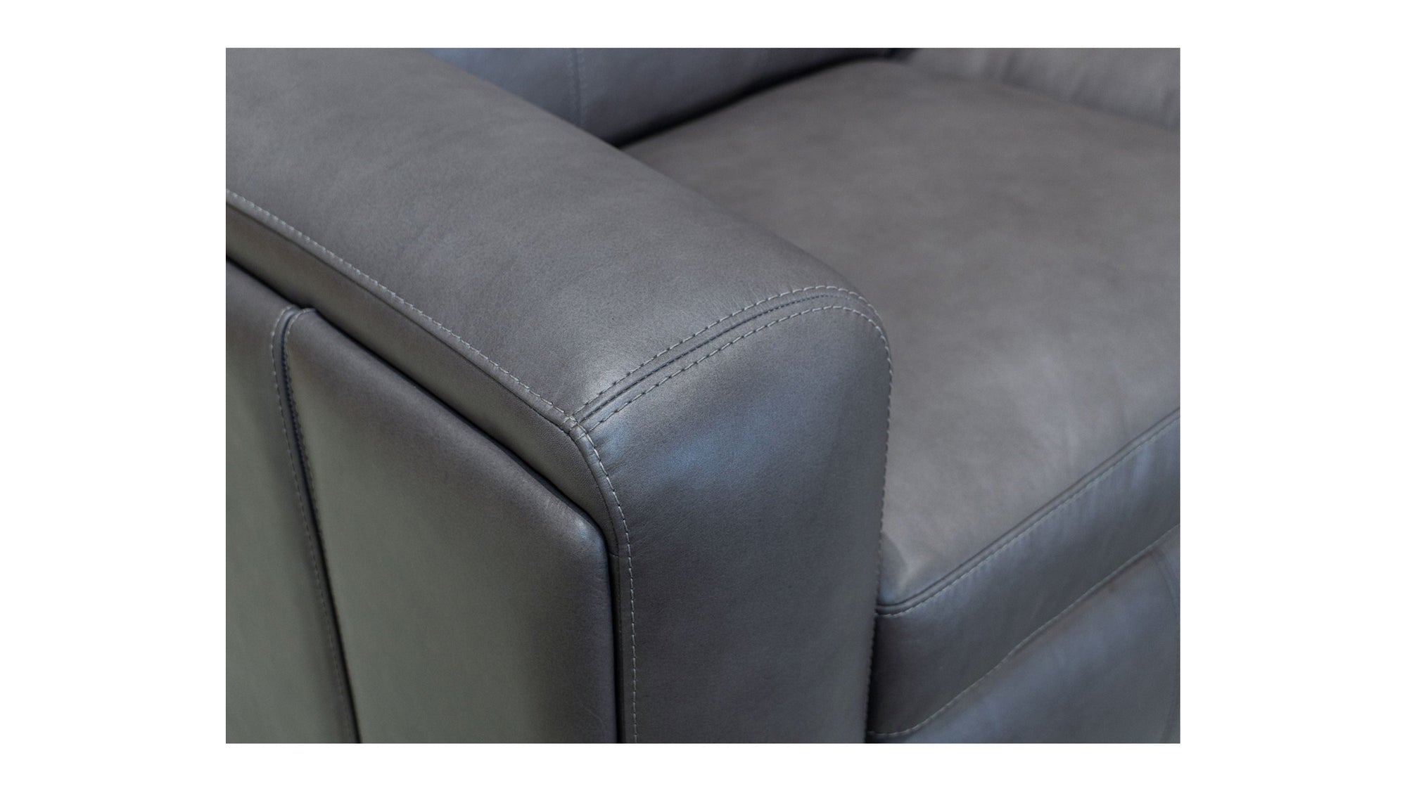 Wyatt - Power Reclining Sofa With Power Headrests &amp; Lumbar