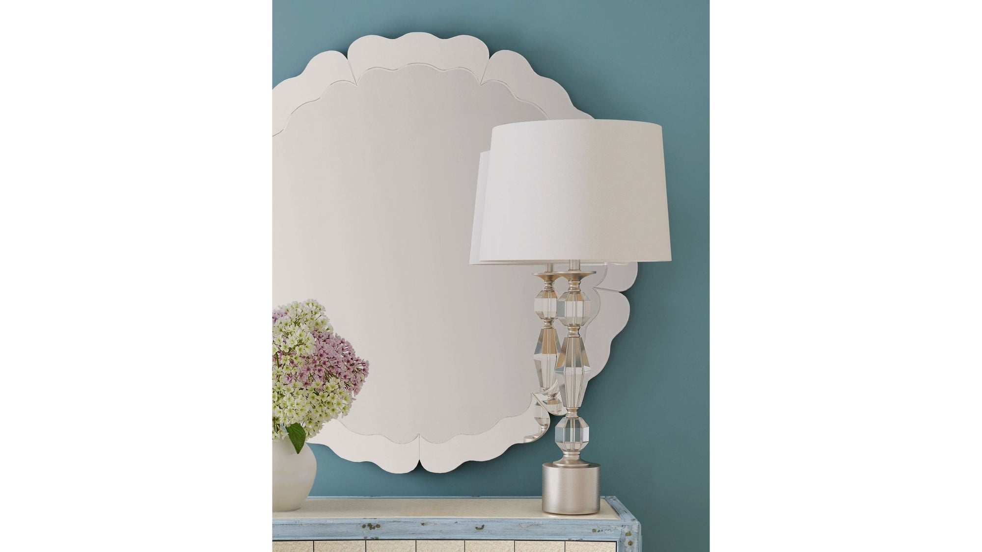 Bella - Table Lamp - Clear / Brushed Silver