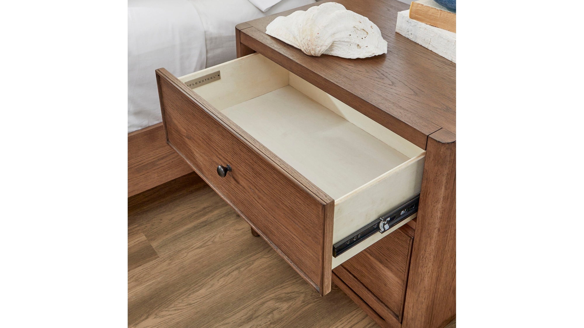 Verona - Nightstand - Dark Brown