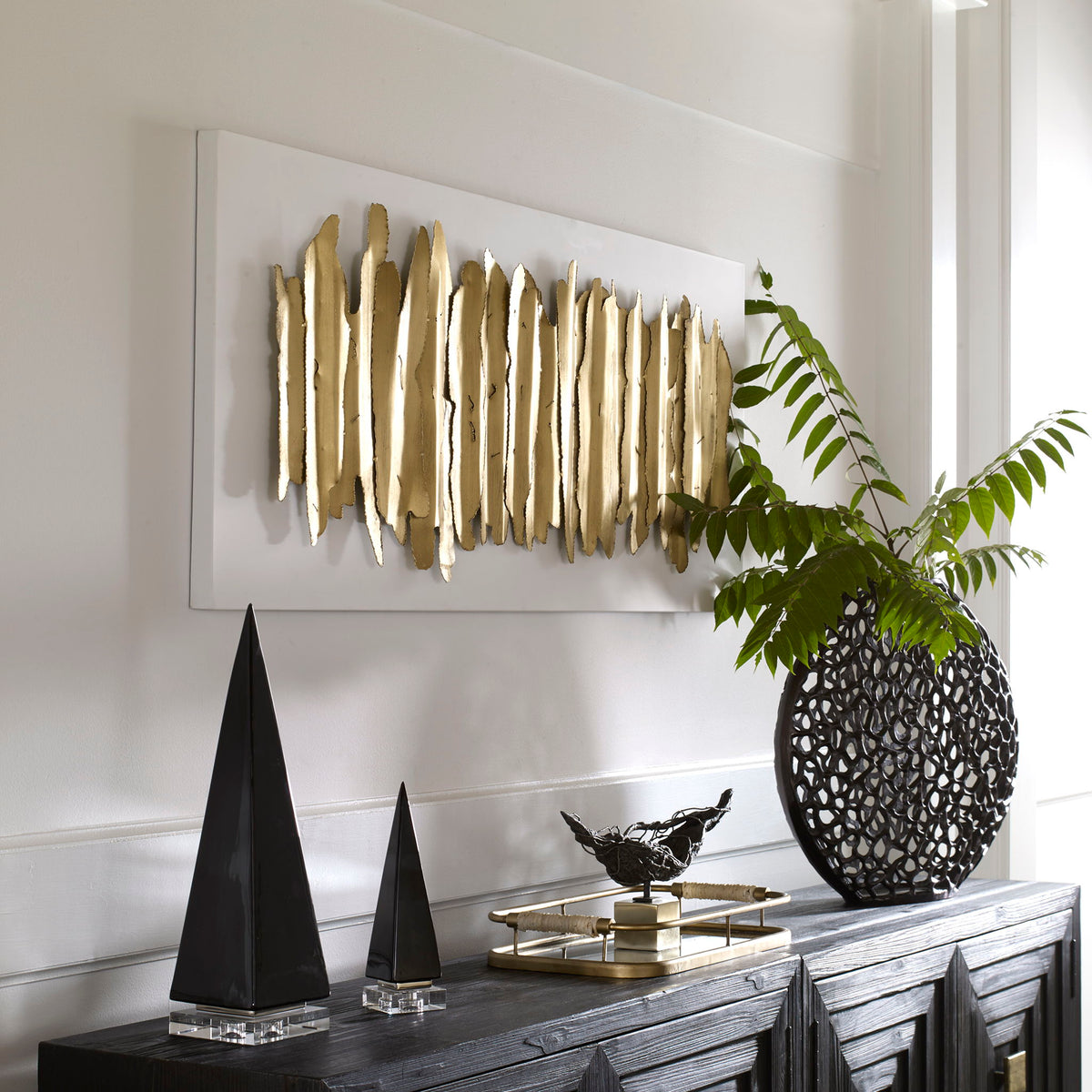 Lev - Metal Wall Decor - White &amp; Gold