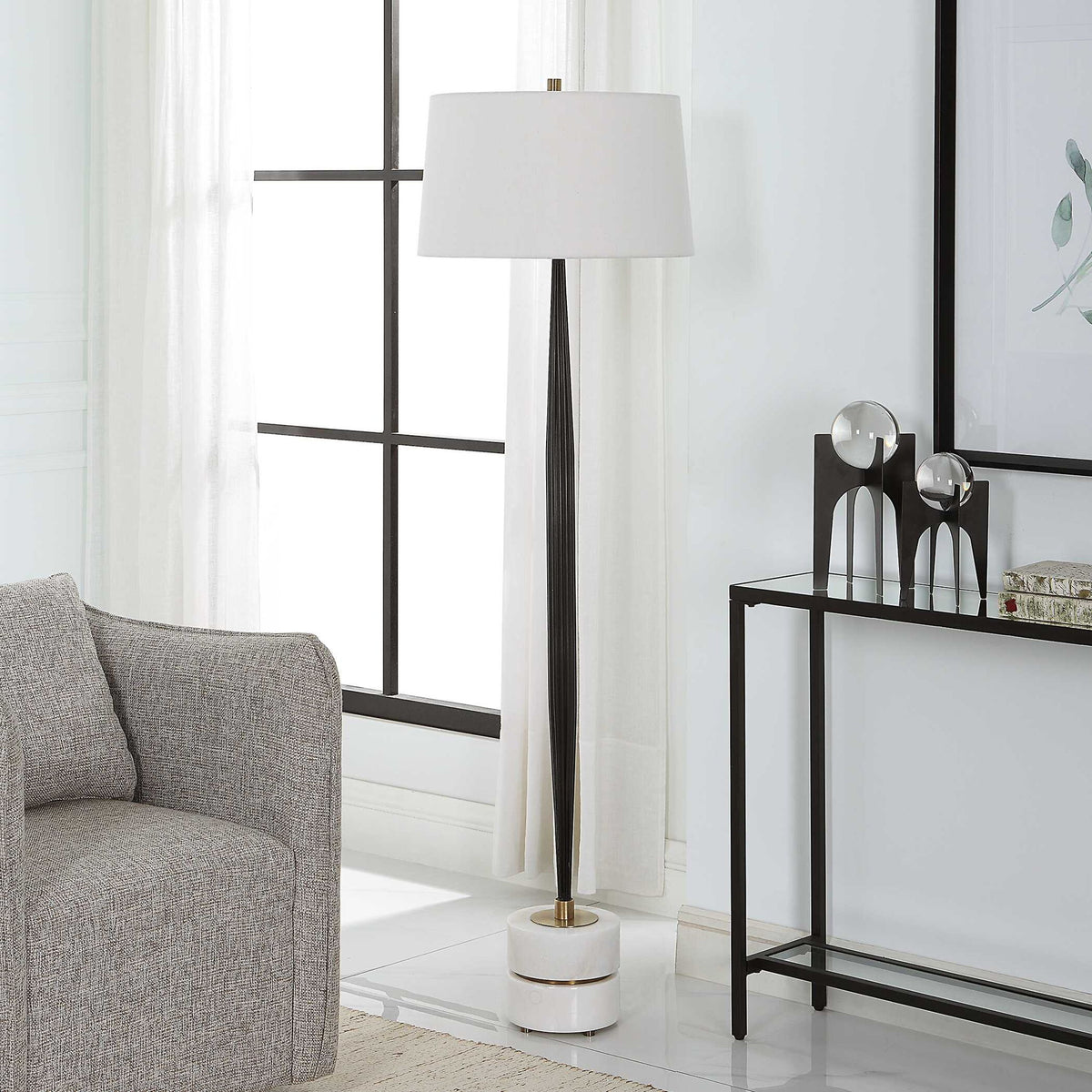 Miraz - Floor Lamp - Black