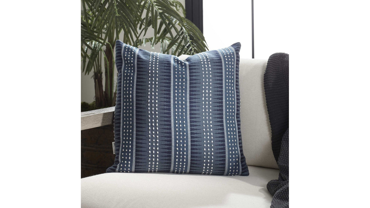 Backgammon - Outdoor Pillow