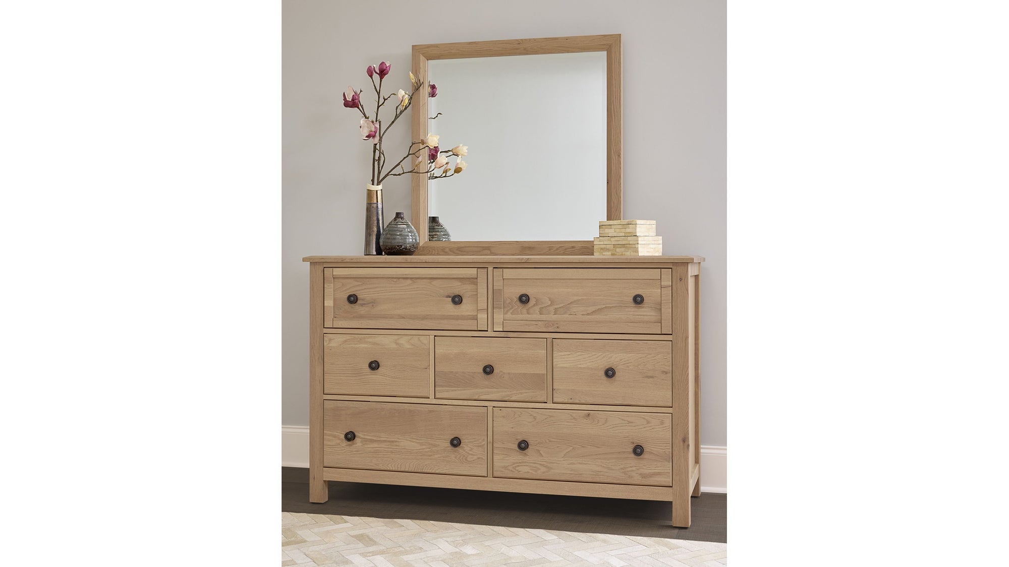 Custom Express - Dresser 7 Drawers