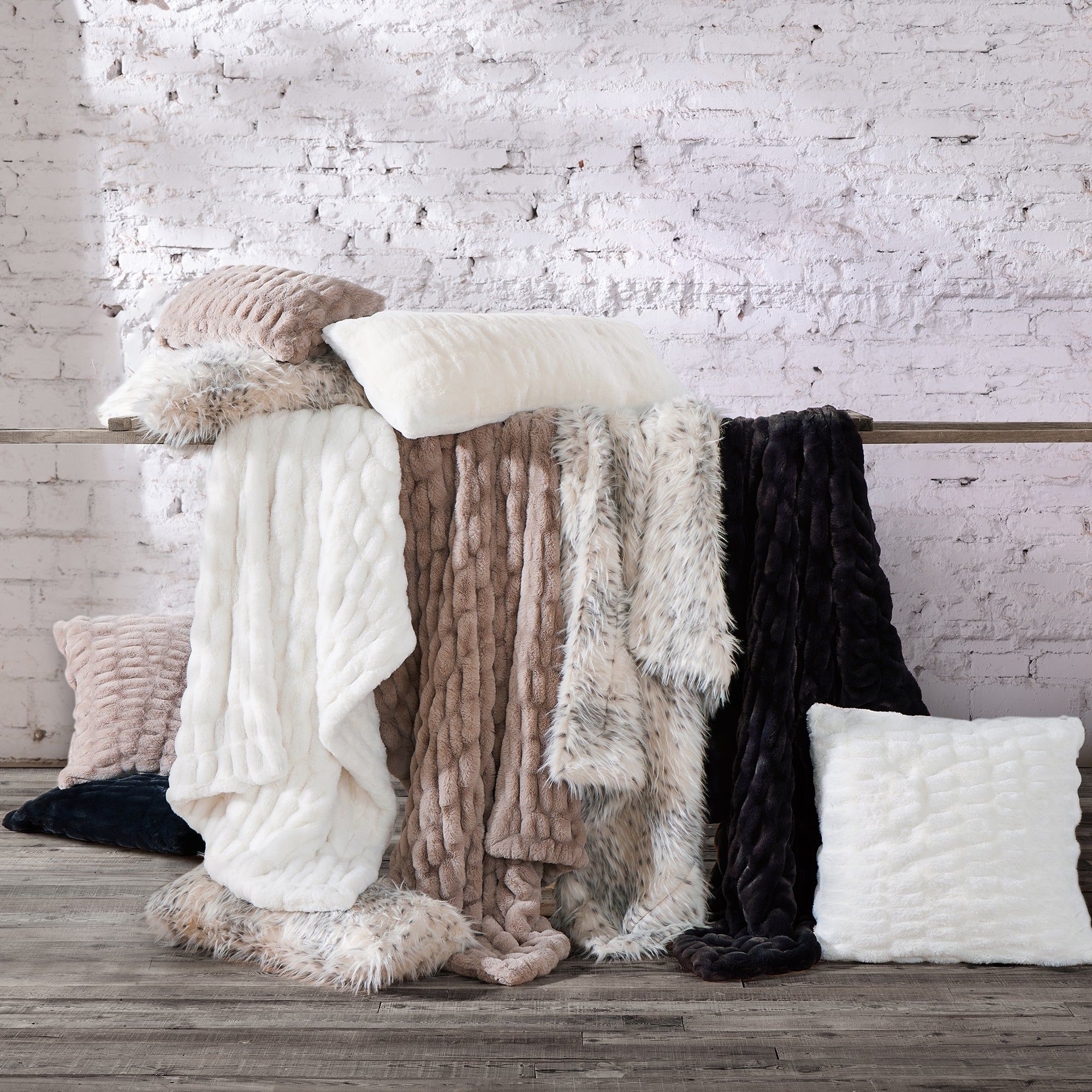 Ruched Rabbit - Double-Sided Oversized Throw - Blush