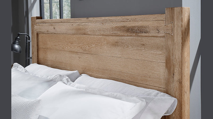 Dovetail Poster Bed with Poster Footboard