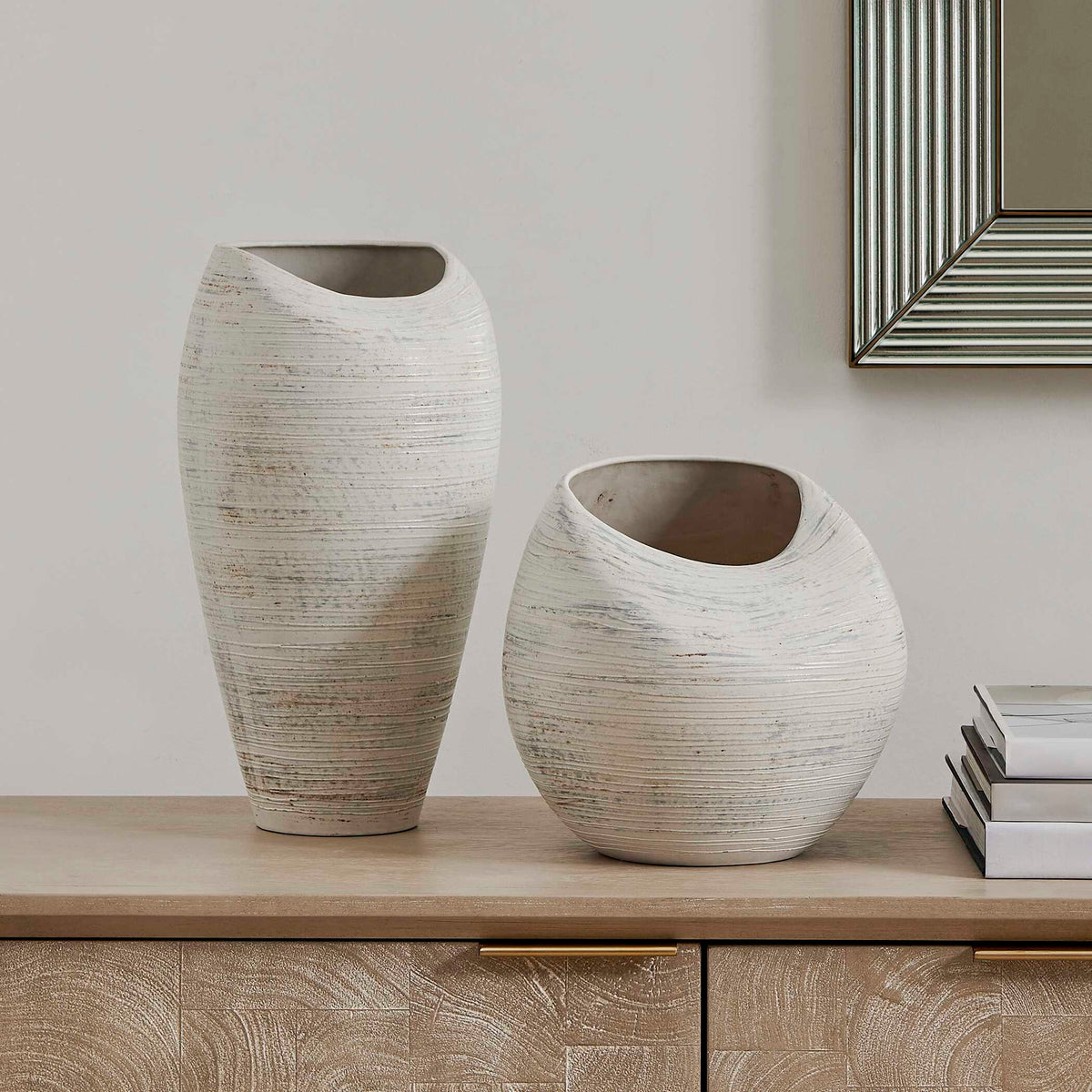 Inara - Indoor-Outdoor Vases (Set of 2) - White