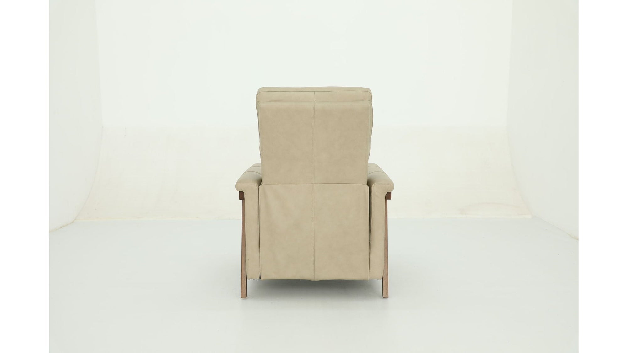 Lewiston B - Push Thru The Arm Recliner