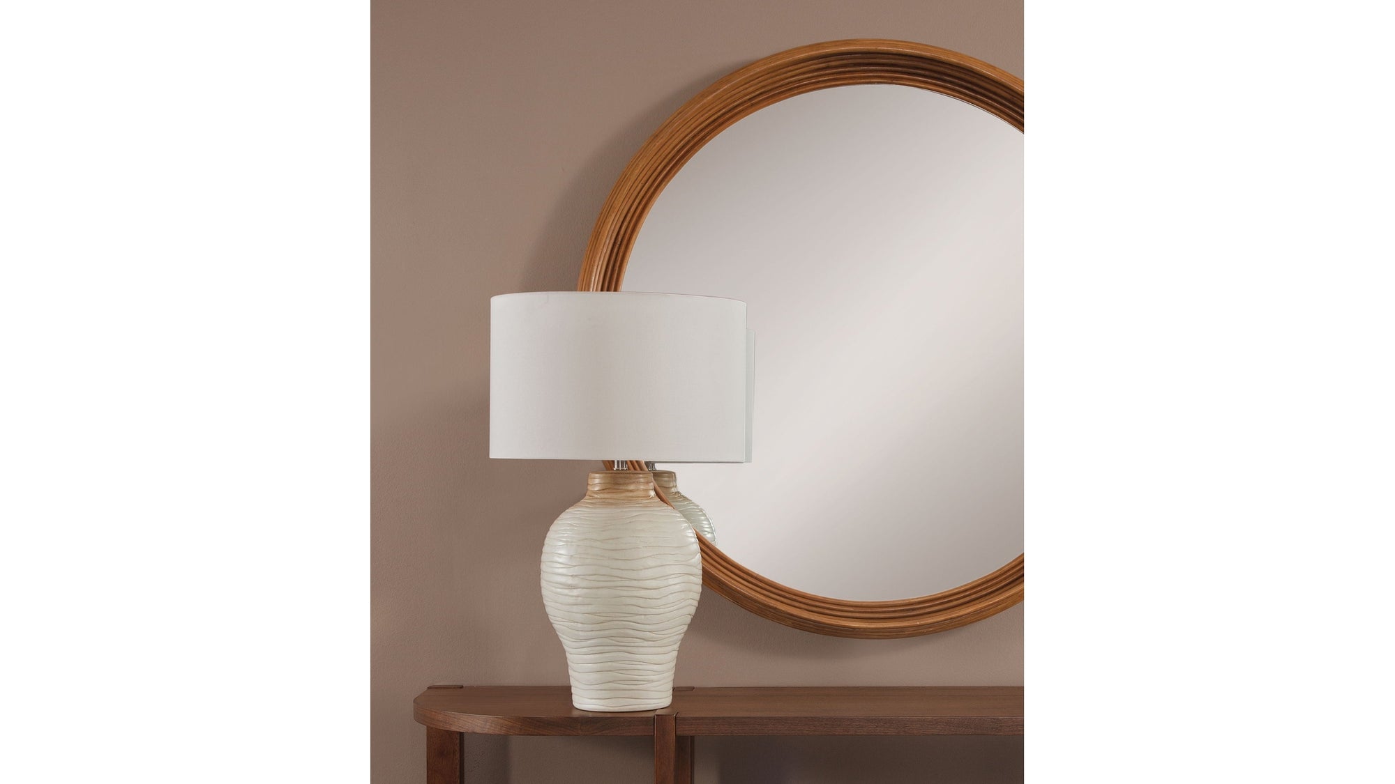 Gala - Table Lamp - Cream