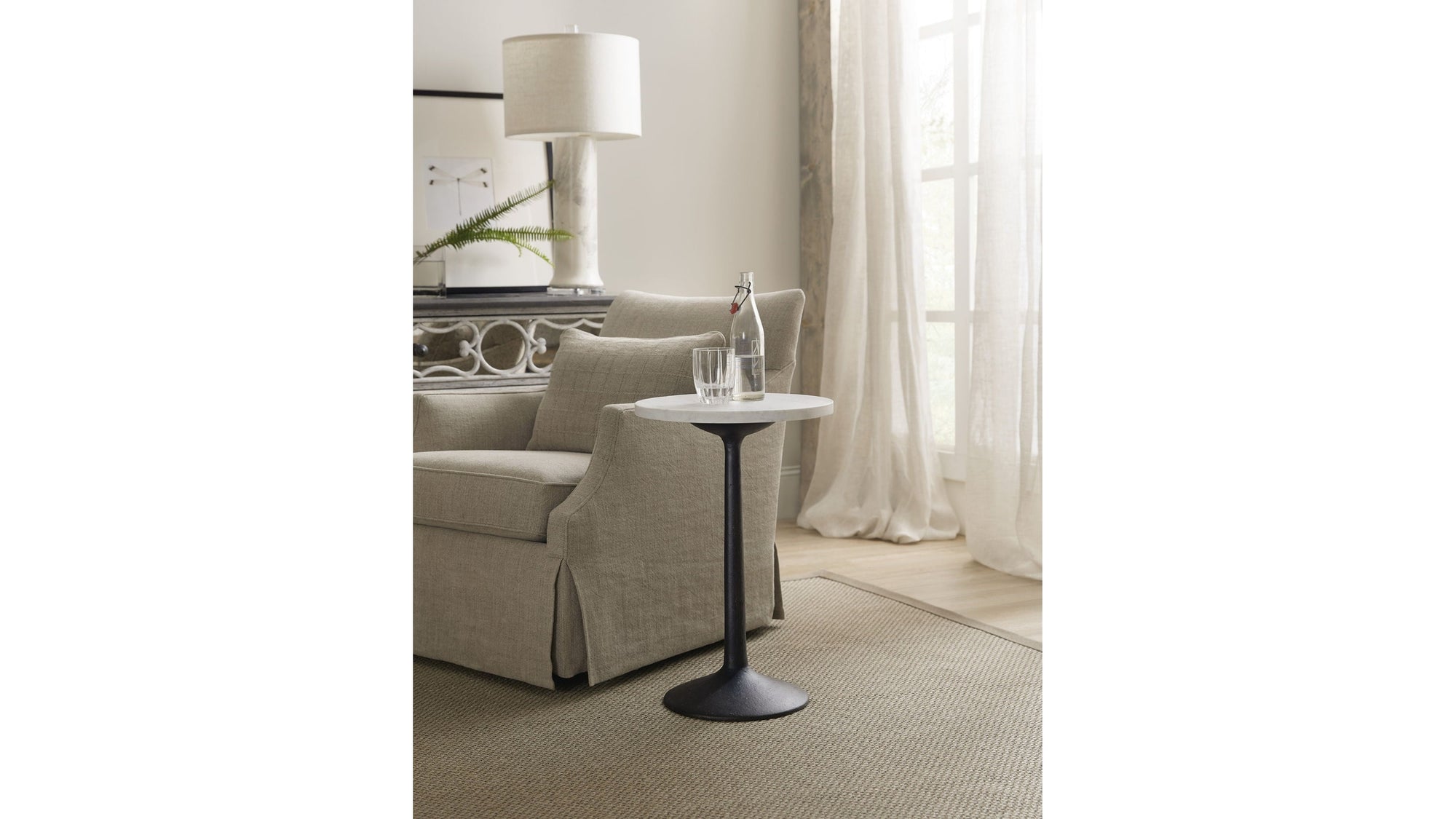 Beaumont - Martini Table - White / Black