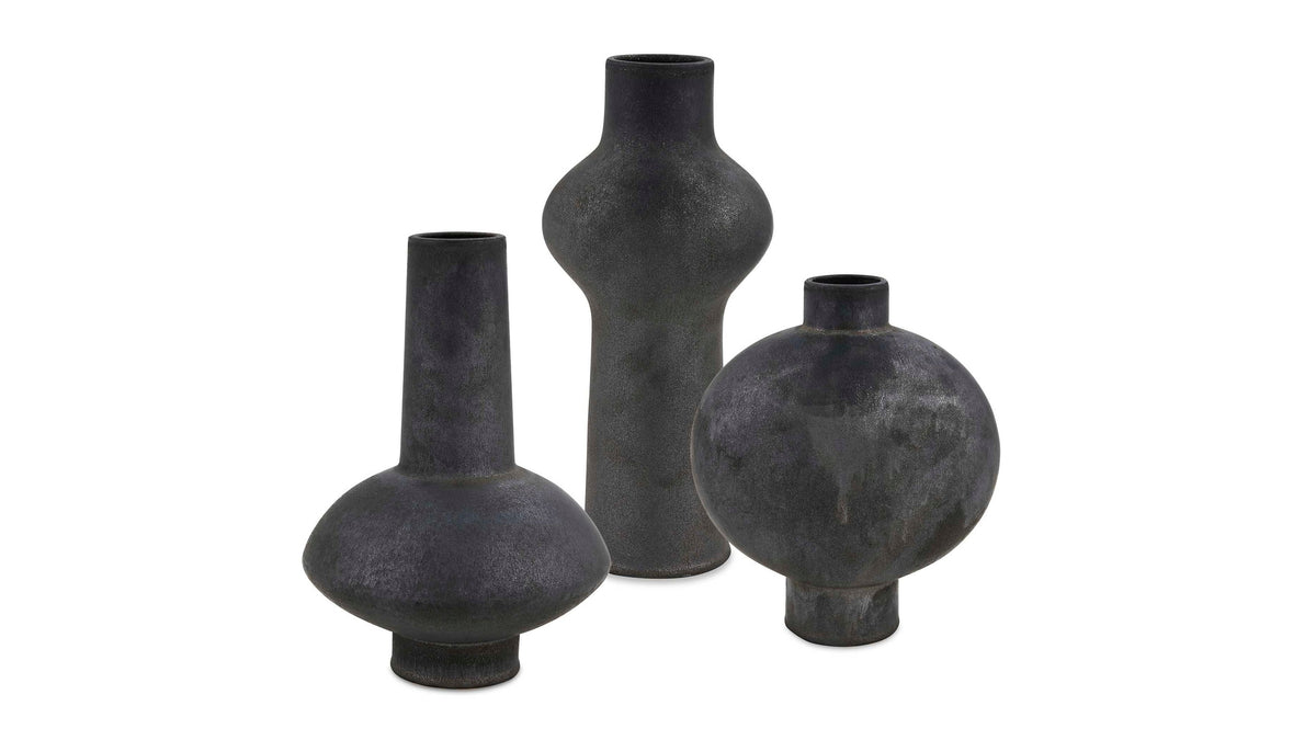 Charcoal Bloom - Indoor-Outdoor Vases (Set of 3) - Black / Gray