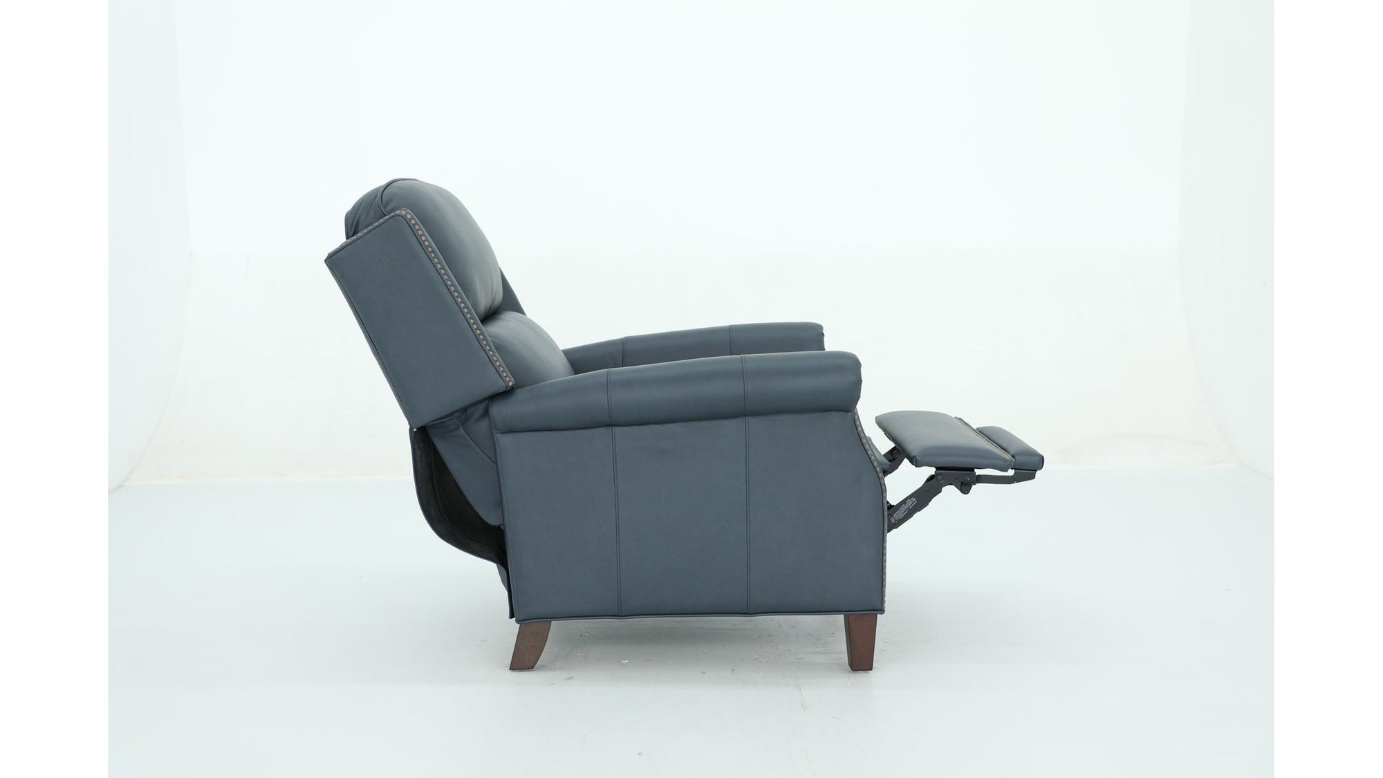 Shasta - Recliner Push Thru The Arm