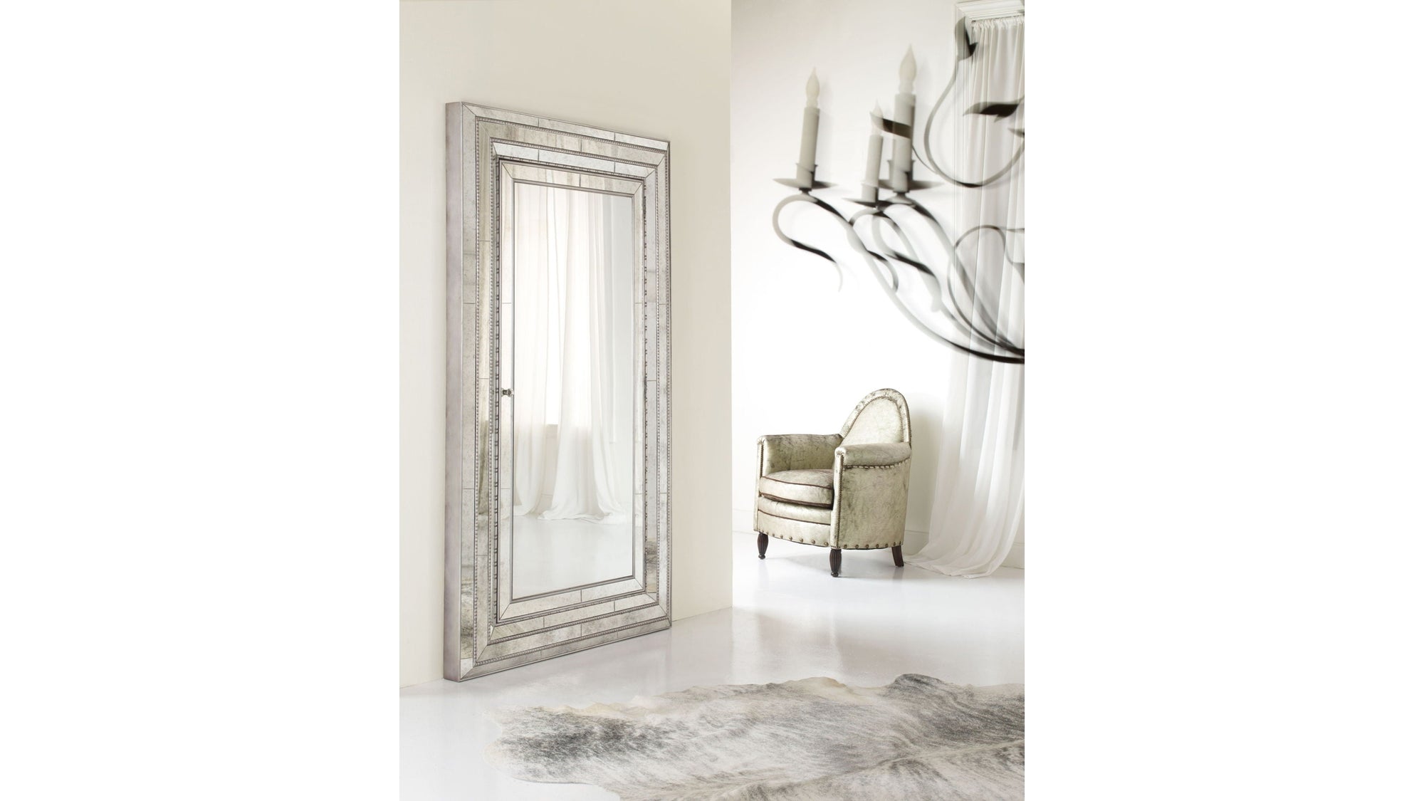 Melange - Glamour Floor Mirror With Jewelry Armoire Storage - Champagne