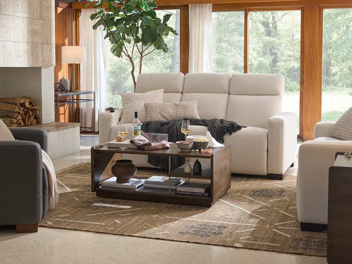 Acadia Power Reclining Sofa w/ Headrest