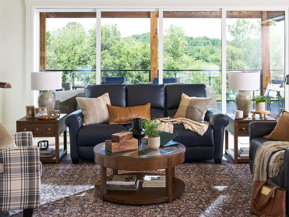 Clybourn Power Reclining Sofa w/ Headrest