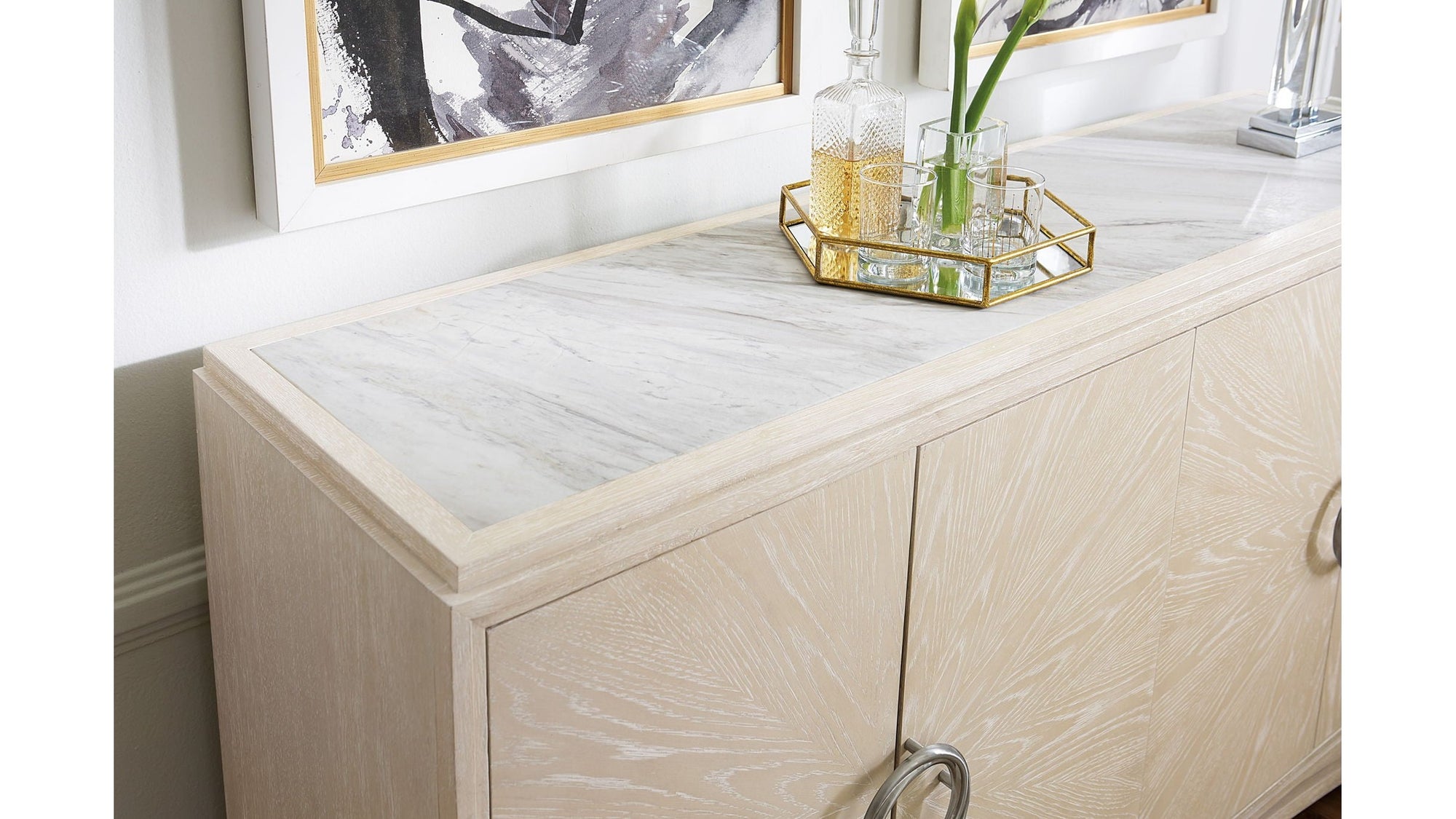 Nouveau Chic - Buffet - Light Brown