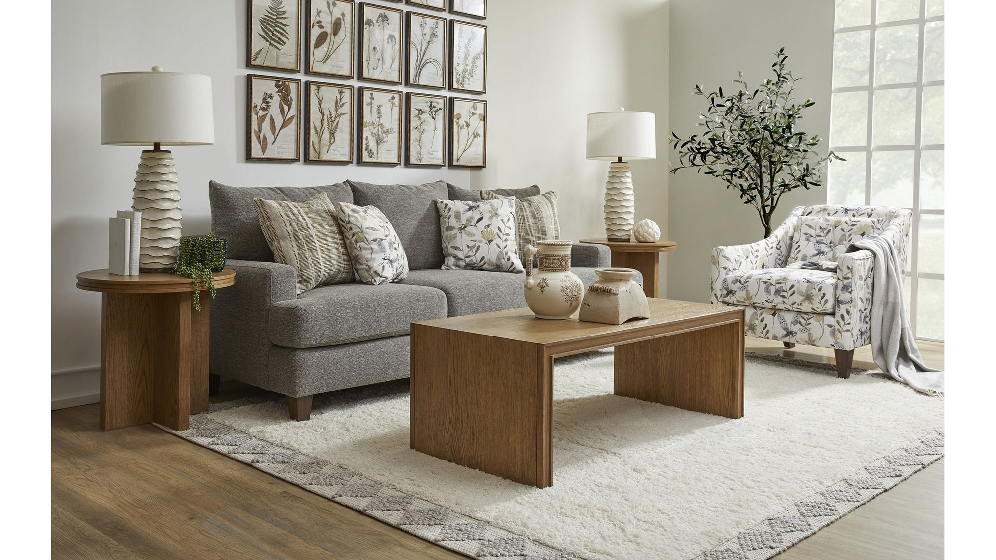 Skylar - Fabric Stationary Chair