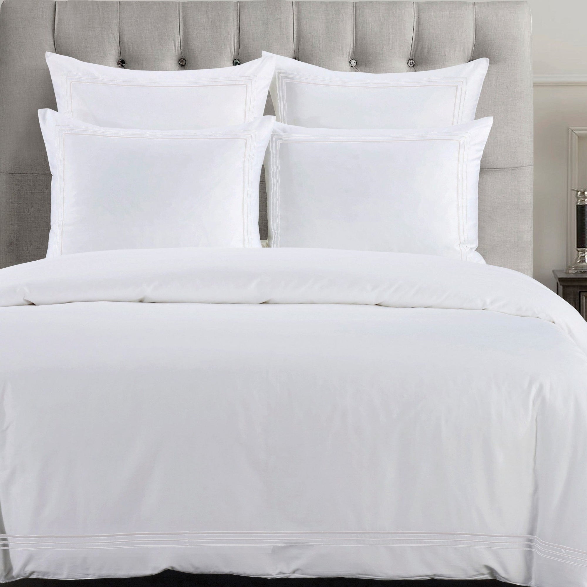Border Embroidery - Queen Duvet Cover Set (Set of 3) - White