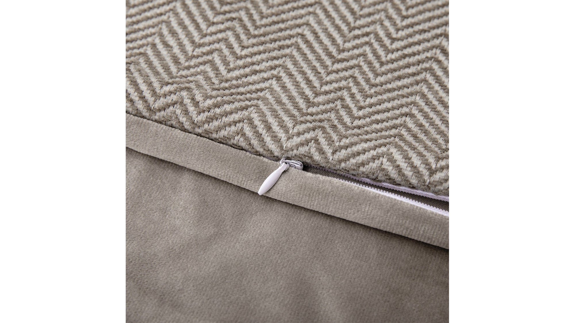 Fairfield - Full Linen Coverlet Set Set of 4 - Cream / Tan