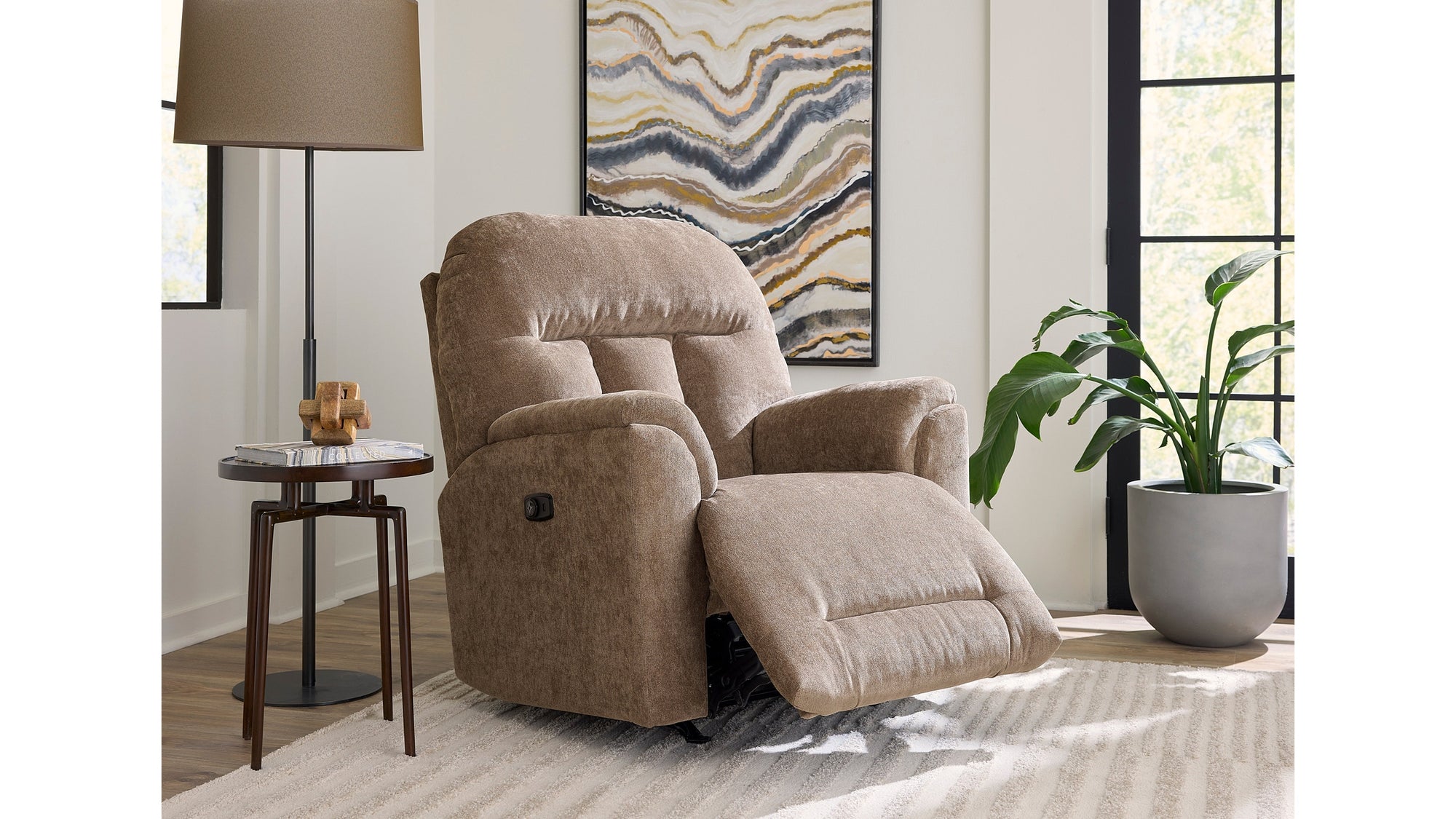 Suitably Recliner