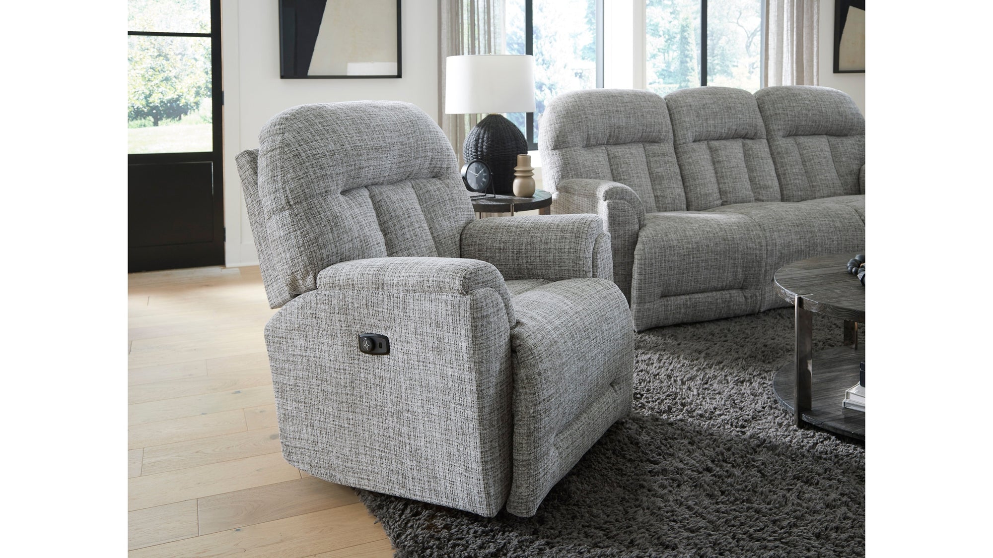 Suitably Recliner