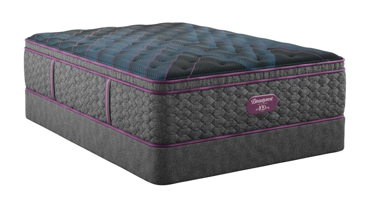 Beautyrest World Class - Level Three Plush Pillow Top Mattress