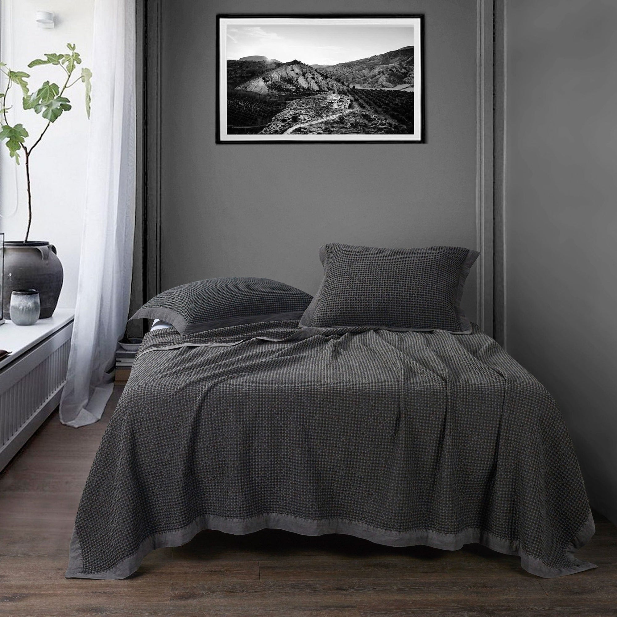 Stonewashed Cotton Waffle Weave - Twin Coverlet - Slate
