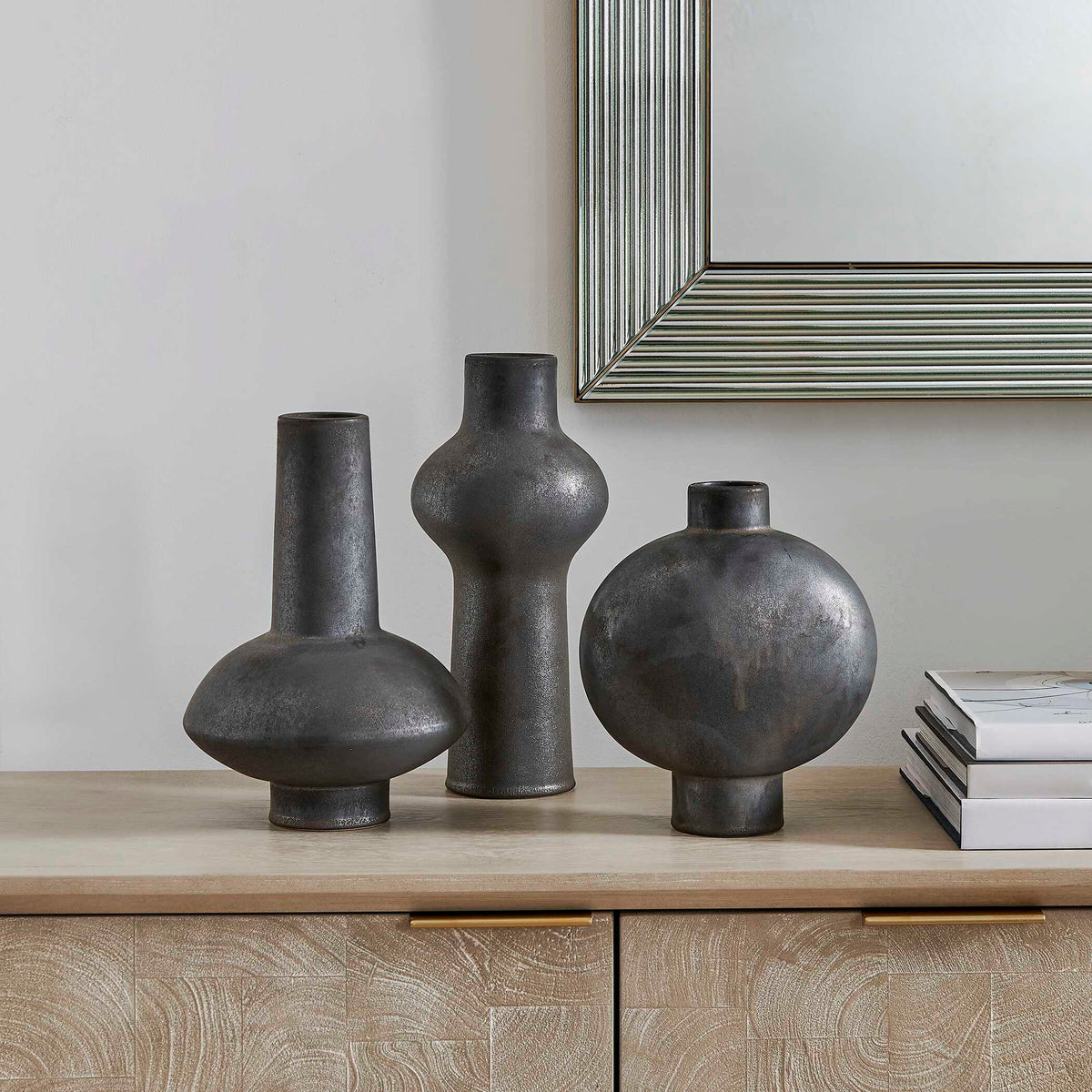 Charcoal Bloom - Indoor-Outdoor Vases (Set of 3) - Black / Gray