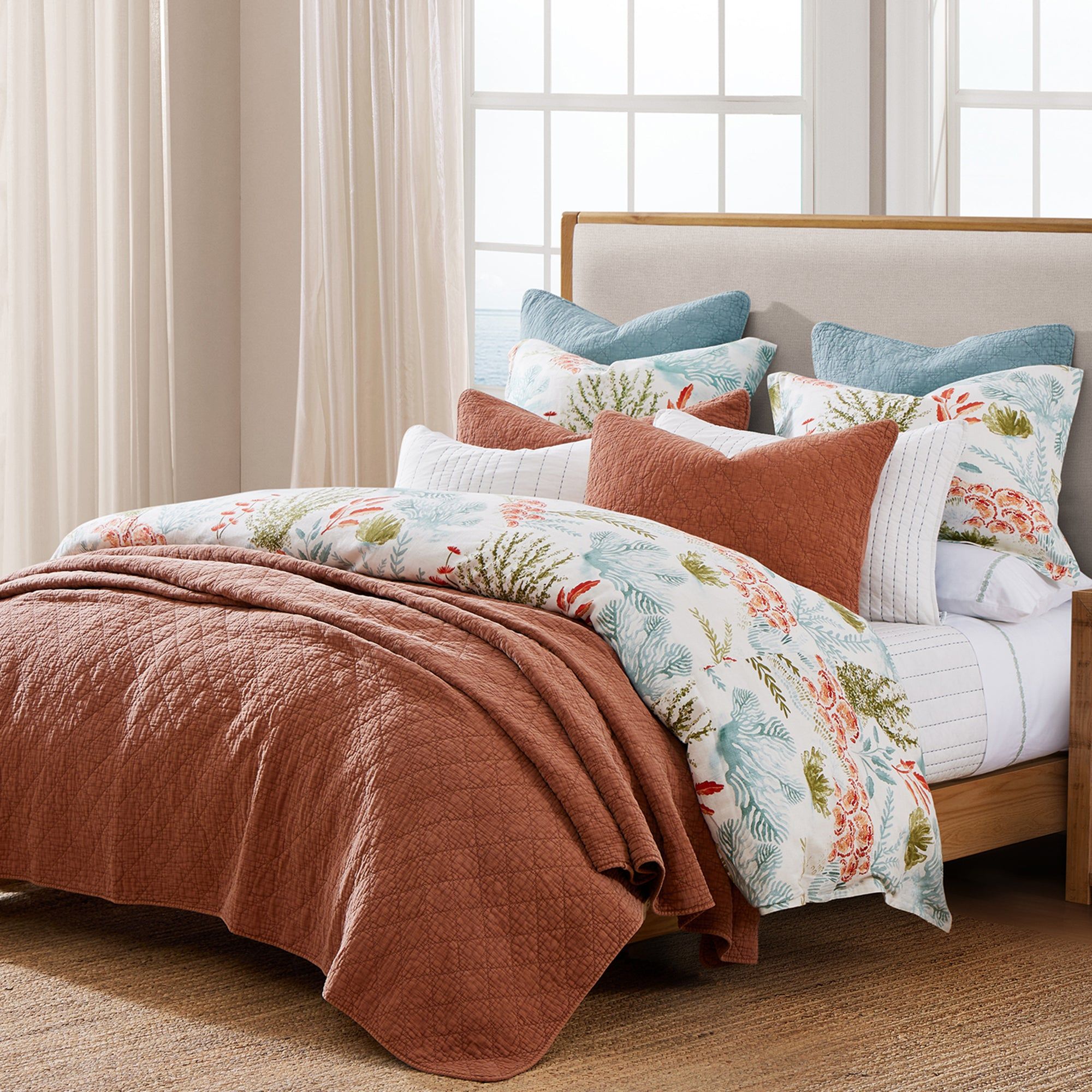 Oceania - King Duvet Cover Set (Set of 3) - Coral