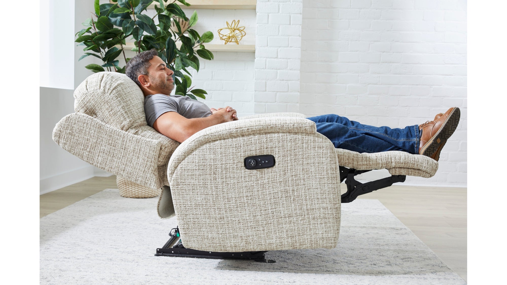 Maverly Recliner